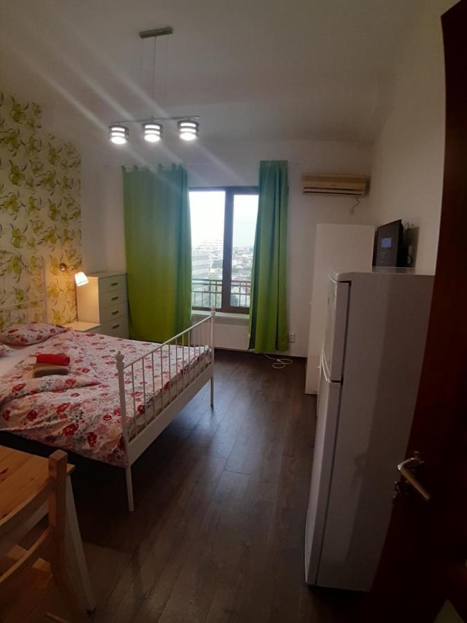 Romantic Calm Apartments Piata Universitate Bucarest Esterno foto